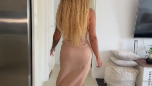 Bootylatinaxxx’s Room Viewing Bang