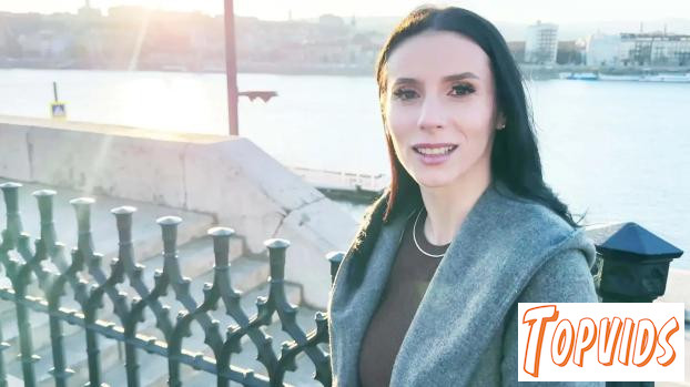 Nelly Kent - Nelly has plurality syndrome   