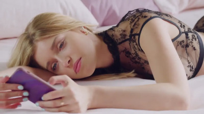 Freya Mayer Enjoys Raw Sex With A Fan