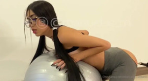 Xspidergirl's Yoga Ball Fuck Machine Session