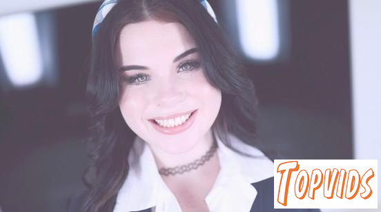 Lola Valentine - Fresh - Faced Lola Valentine Scores Some Extra Credit