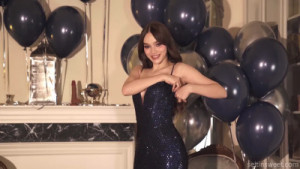 Seltin Sweet's Birthday Dildo Masturbation