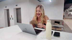 Cuckold Husband Gifts Hotwife Alice Two BBCs