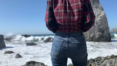 Eva Elfie Has Sex While On A Vacation