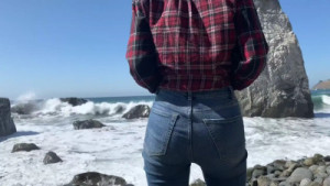 Eva Elfie Has Sex While On A Vacation