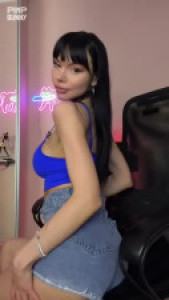 Slemgem Sucks A Dildo And Her Saliva Drips Onto Her Breasts