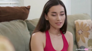 Jill Kassidy Engages In Lesbian Sex With Her BFF Aria Lee