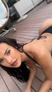 IAmJuju's Asshole Gets Banged In The Pool