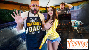 Serena Hill - “I’ll Drain Your Cock Before the BBQ”: Serena Gets Marinated In White Sauce