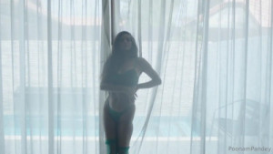 PoonamPandeyTV Slowly Strips Off Her Lingerie