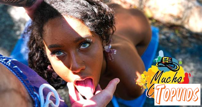 Jasminy Villar - Mesmerizing blue - eyed Jasminy Villar