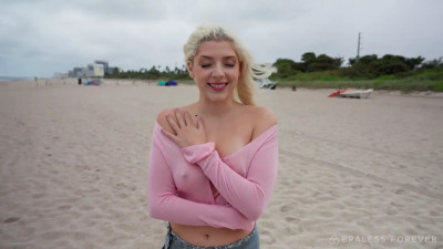 Gia OhMy Masturbates On The Balcony