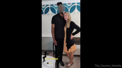 MILF The_Country_Hotwife Throats A BBC