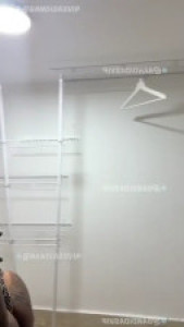 Delettraa Receives A Cumshot After Shower Sex