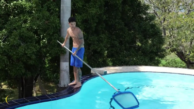 Luna Vitaler Gets Fucked By The Pool Boy