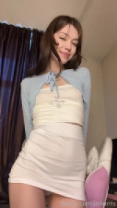 JoNorris Rubs Her Cunt Through Her Panties