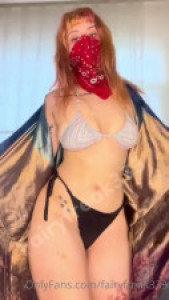 FairyFreak333 Dances And Twerks Her Ass