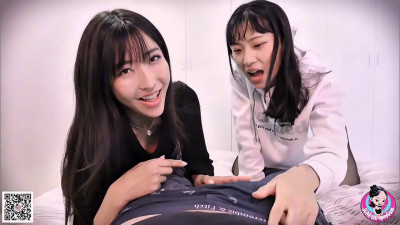 Emiri Momota And June Liu Jerk One Dick With Their Feet
