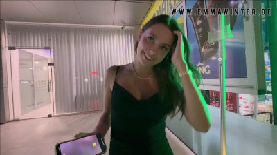 EmmaVictoria.Official Enjoys A Hard Cock