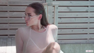 Luxurygirl_Xxx Gets Fucked In A Bungalow Villa