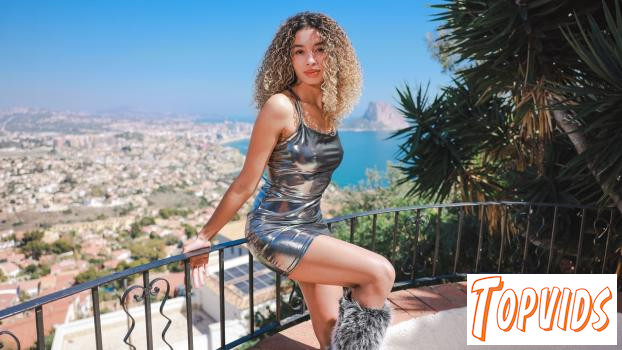 Valery Ponce - What A Great Butt