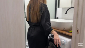 Moore Gets A Steamy Shower Surprise