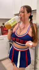 Cheerleader Ava Nicks Gets Smashed In POV