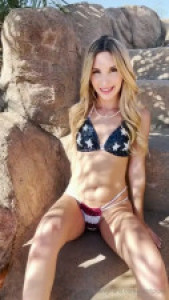 Piper Perri Fingers Her Hairy Cunt While On A Dildo