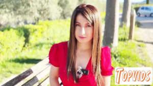 Paola - Paola, 25 years old, human resources manager in Lyon!