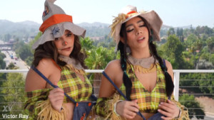 Violet Myers & Violet Starr's FFM Threesome In A Scarecrow Costumes
