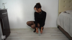 Anal Masturbation In Reverse Cowgirl Position On The Floor