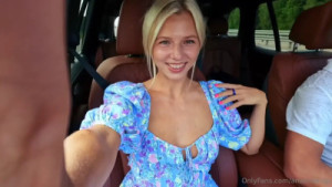 Ana Knoxx's Car Fun With Her Boyfriend
