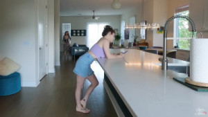 YourFavoriteMommy Screws Savvy Star With A Strapon