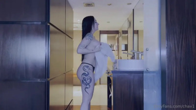 Chav1 Gets Gaped In Her Pussy By A Long Dick