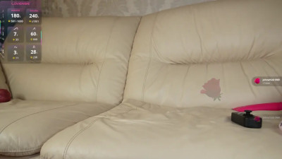 Hannah_Lourens Plays With A Tentacle Dildo