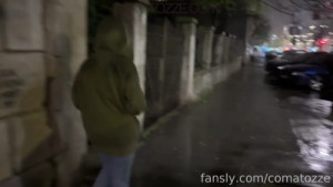 Busty Babe Comatozze Hooks Up With A Stranger