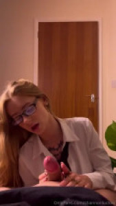 ShannonLuckXO Lubes Then Sucks Her Man's Cock