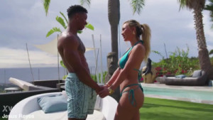 Thick Kazumi Satisfies A BBC By The Poolside