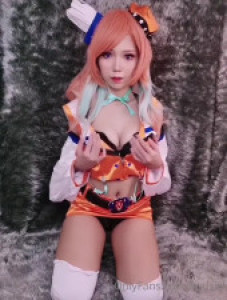 Lmusicl Buzzes Her Pussy As Honoka Kosaka