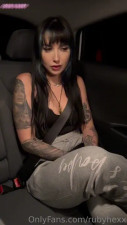 RubyHexx Gives A Sloppy BJ To Her Uber Driver