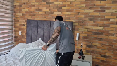 Aleja Palacios Sits On Her Boyfriend's Face