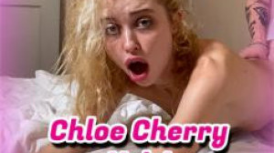 Chloe Cherry - Petite Roommate Chloe Cherry Gets A Creampie