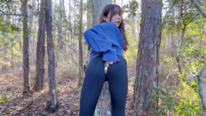 Kitty Kum Squirts In The Forest